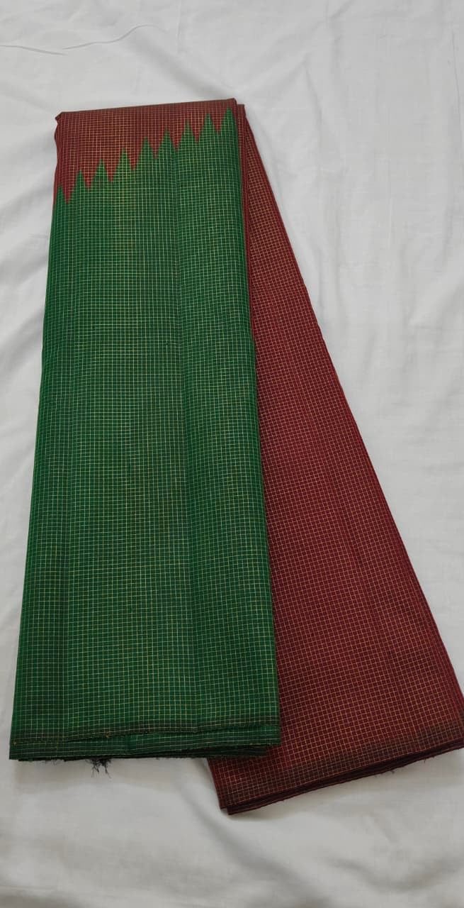 Ettukol Oosi Kattam Kanchipuram pure silk saree with fine gold zari checks
