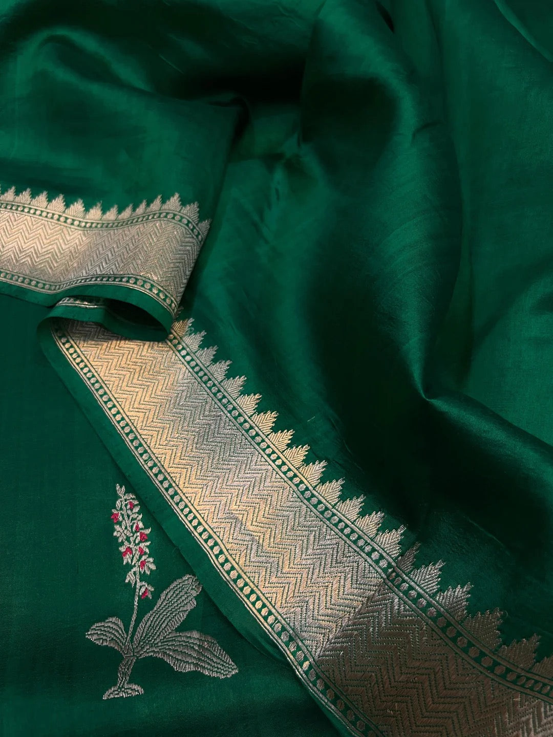 Dark Green Banarasi Silk Saree with Kadwa Floral Motifs and Antique Gold Zari Border