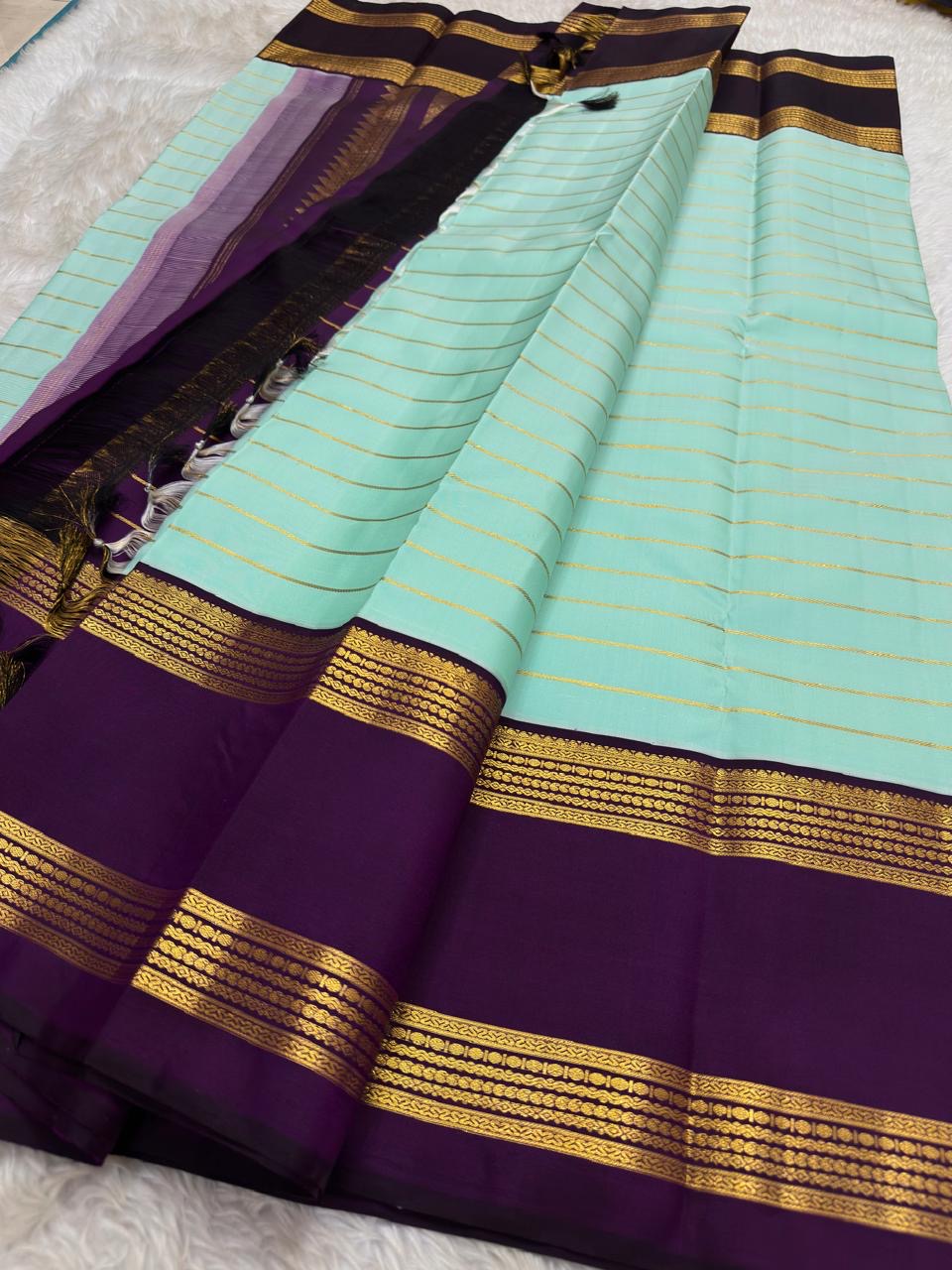 Fresh Aqua Blue pure silk KanchiPattu saree, Rettapet weave with Deep Aubergine border — pallu detail