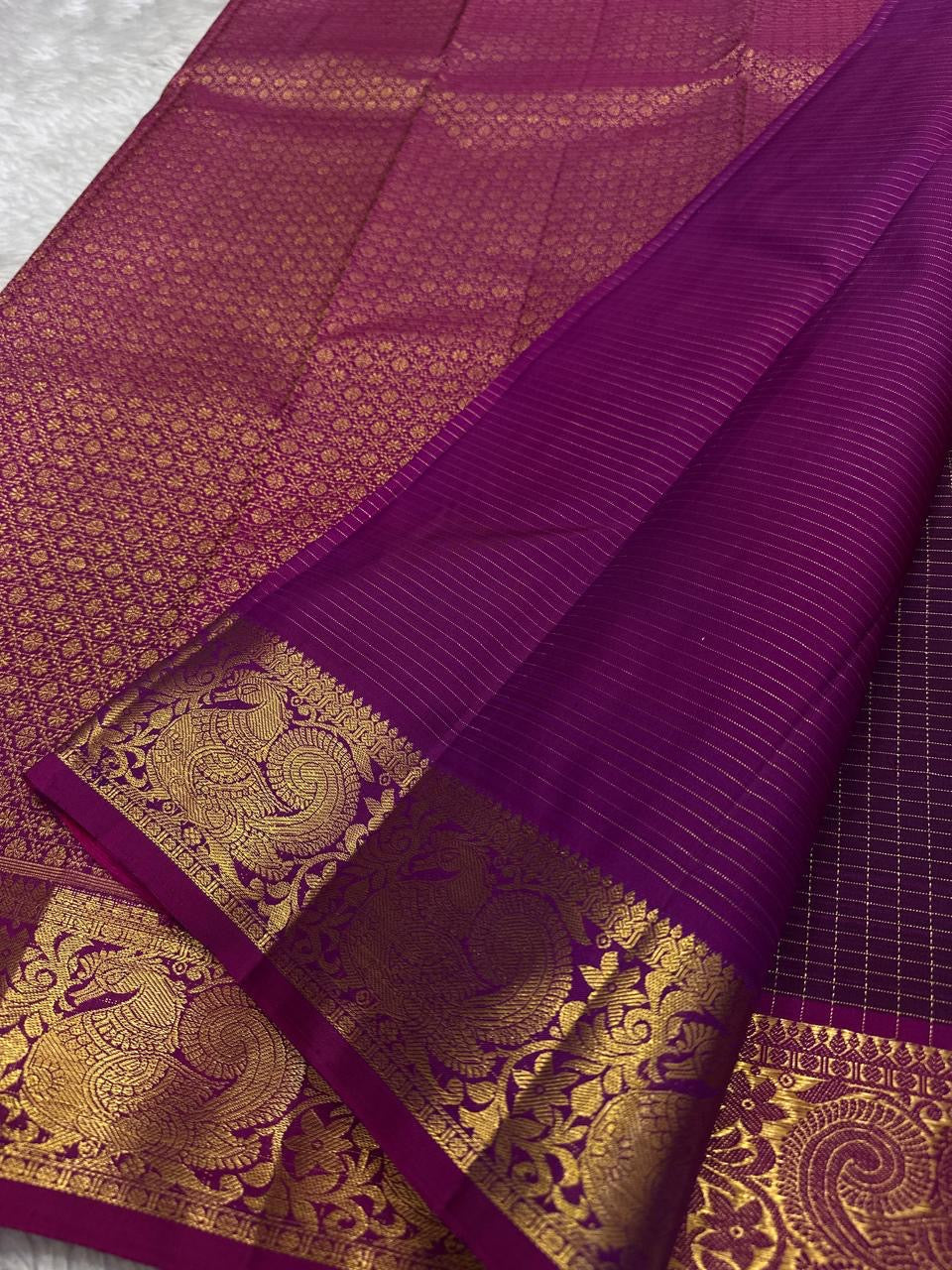 Plum Purple Handwoven Pure Silk Kancheepuram Zari Kattam Saree with Fuchsia Peacock Border – border detail view