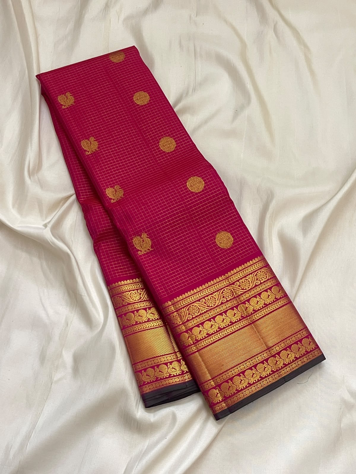 Fuchsia pink pure silk Zari Kattam Kanchipuram saree, draped front view