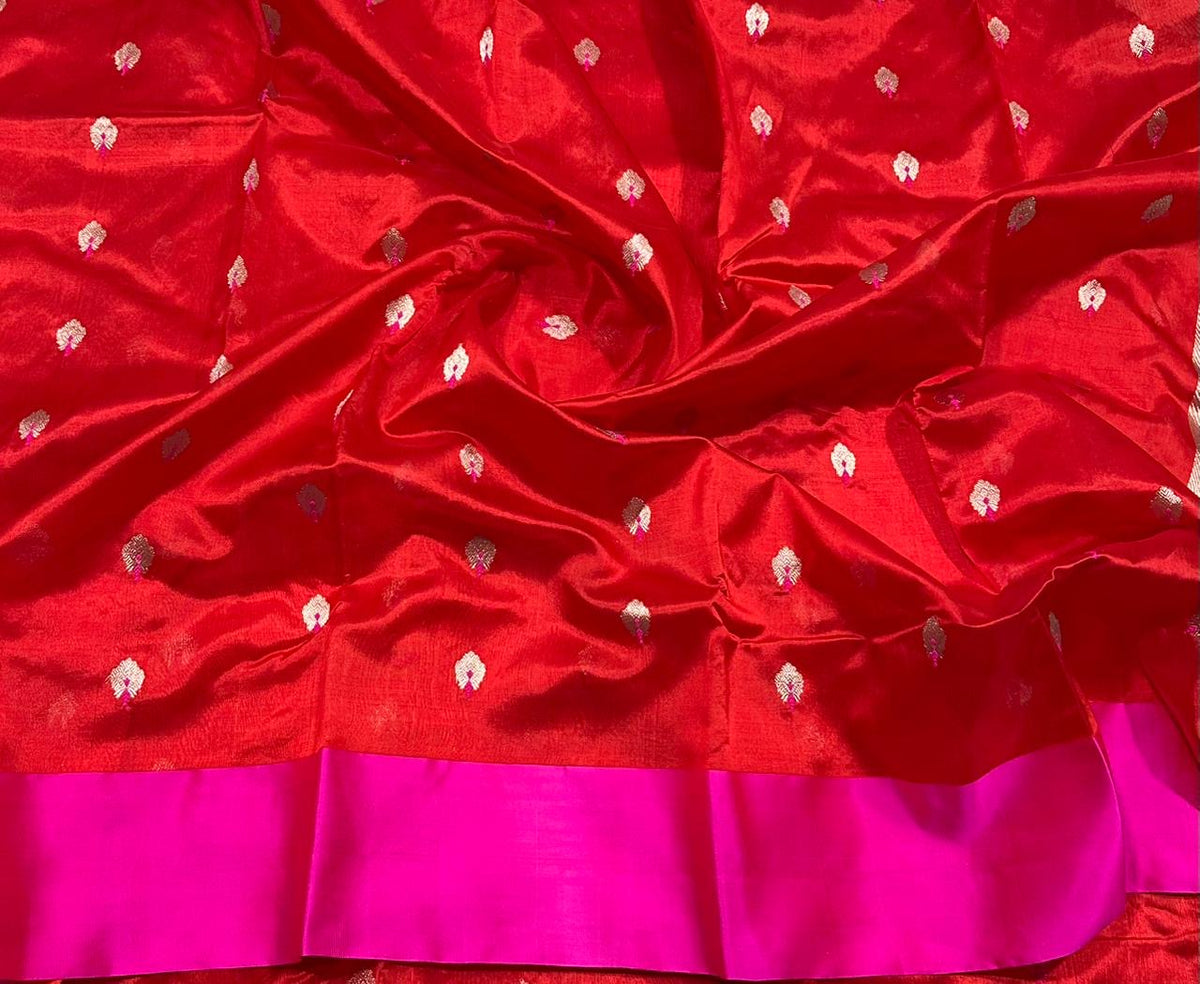 Red Chanderi silk saree with small scattered gold-toned woven accents