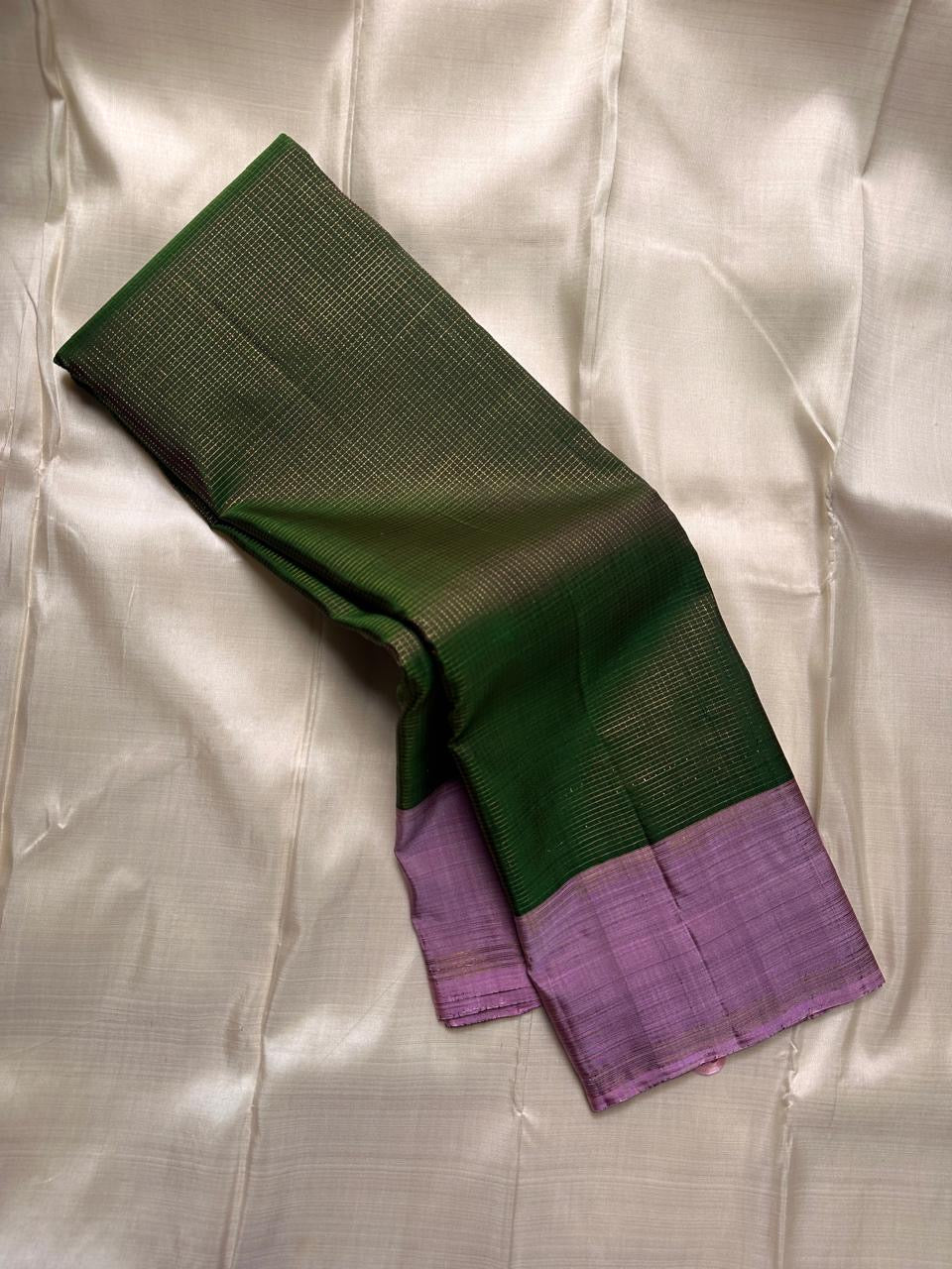 green kattam weave body with lavender contrast border pure kanchipuram silk saree
