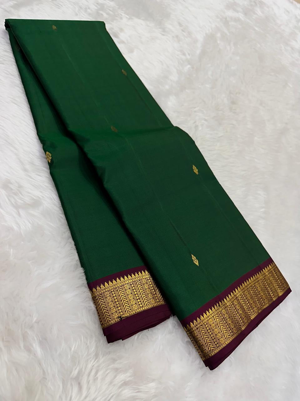 Lightweight Green Kanchipuram Silk Saree – Maroon Zari Pallu
