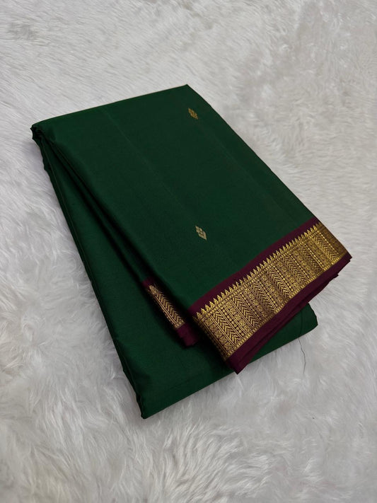 Lightweight Green Kanchipuram Silk Saree – Maroon Zari Pallu