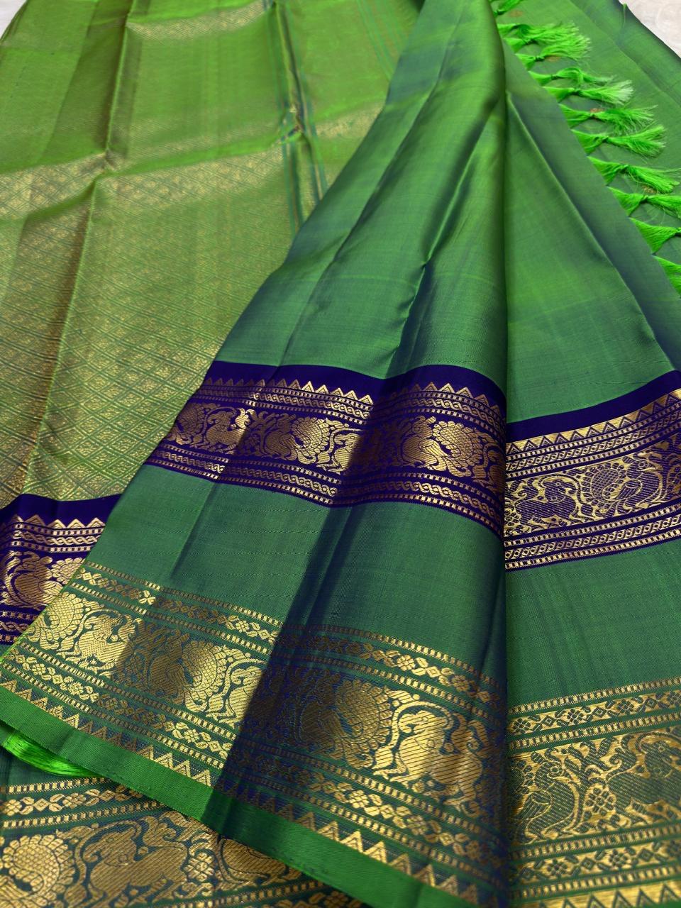 Leaf Green Handwoven Pure Silk Kanjipuram Rettapet Saree with Navy Blue Bird Motif Gold Zari Border