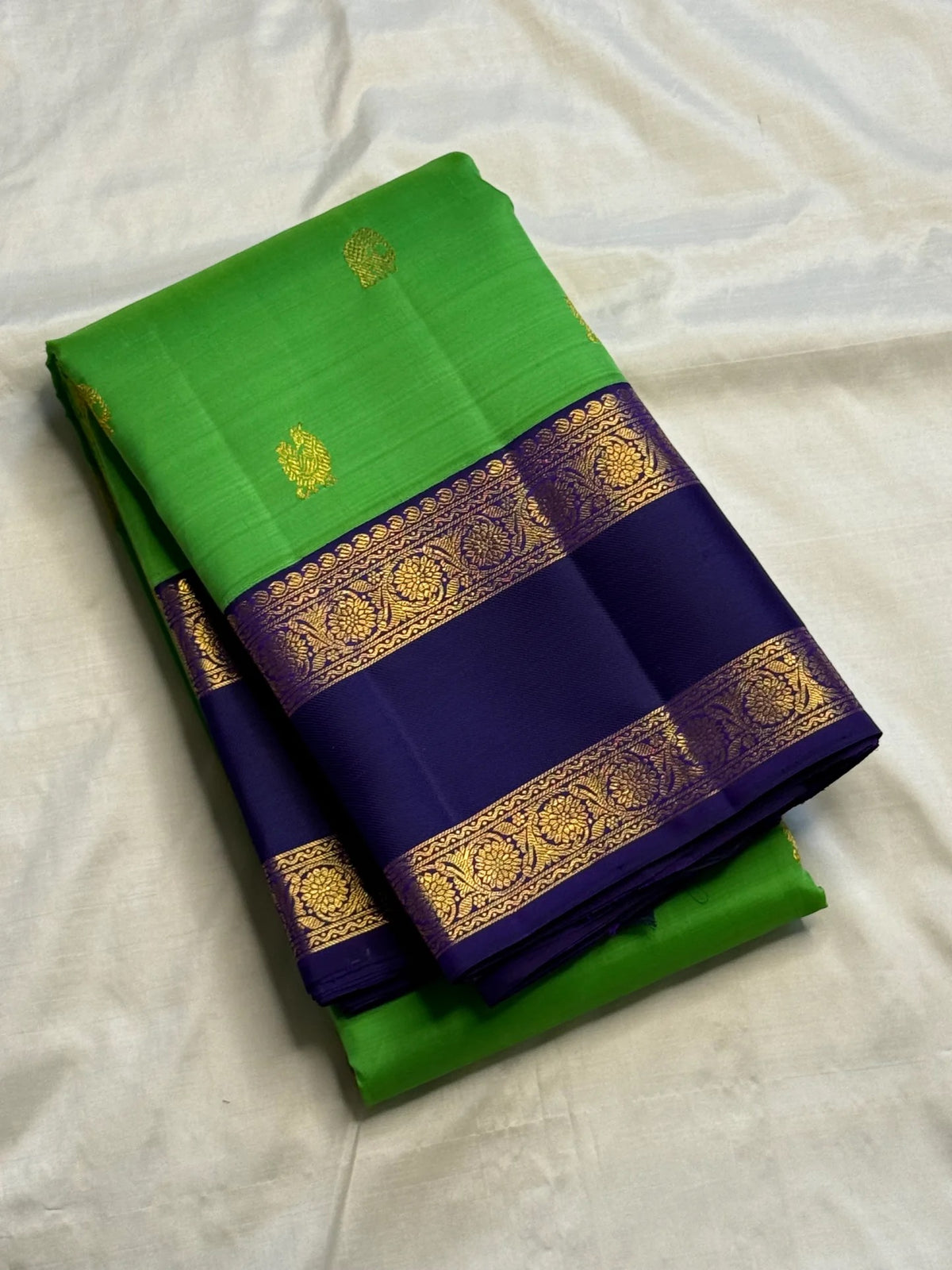 Jewel-toned Pachai Green and Deep Royal Purple Pure Silk Kanjivaram saree