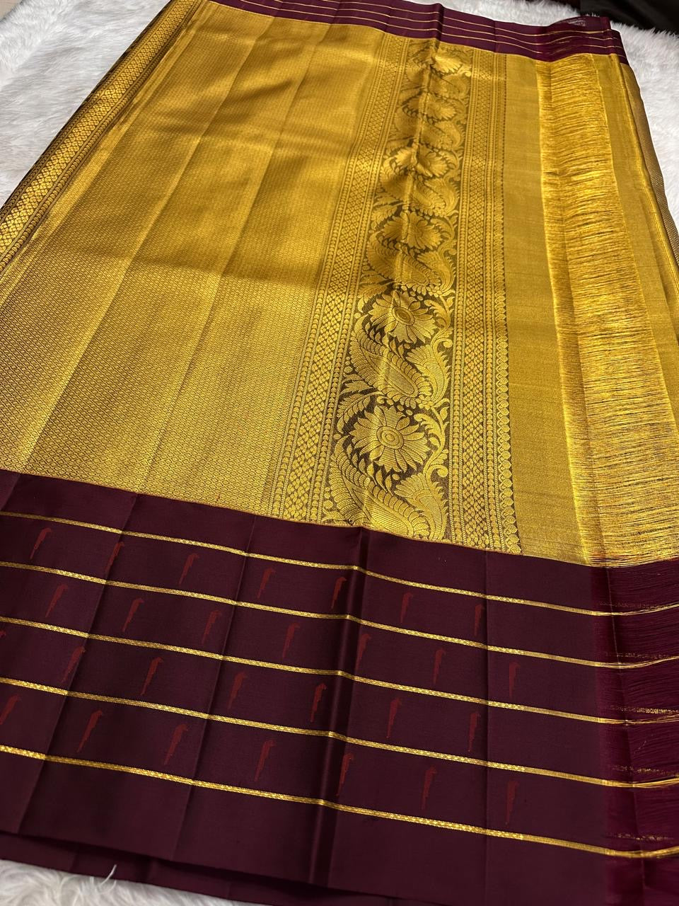 Muted Gold and Deep Plum Handwoven Pure Silk Kanchipattu Saree with Korvai Border