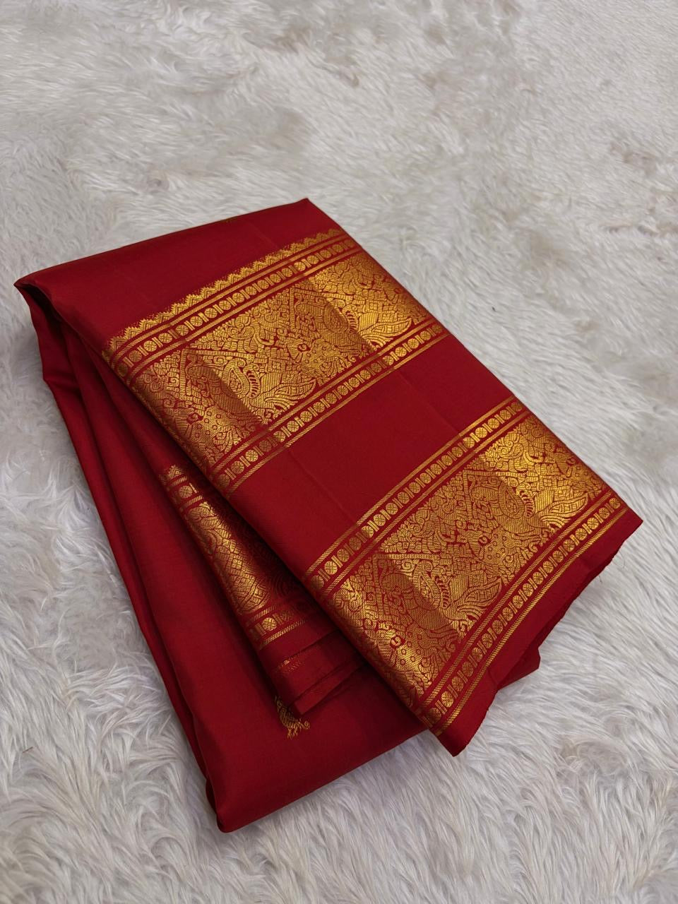 Kumkum Red and Antique Gold Handwoven Pure Silk Kanchipattu Saree with Rettapet Border and Mayil Chakram Butta