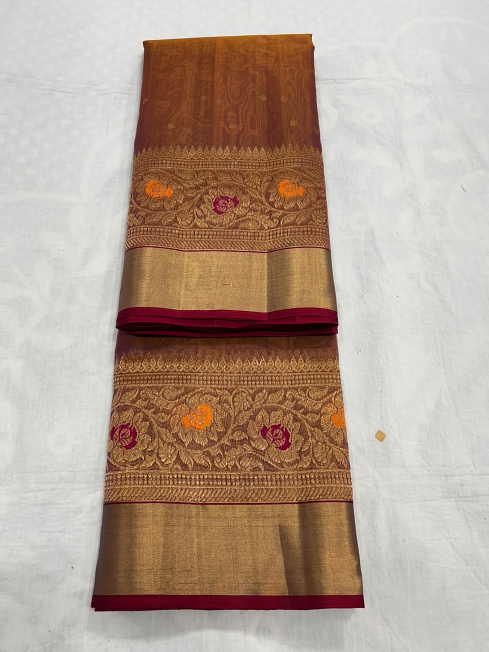 Copper Brown Floral Zari Katan Silk Chanderi Saree, antique-gold floral vine border close-up