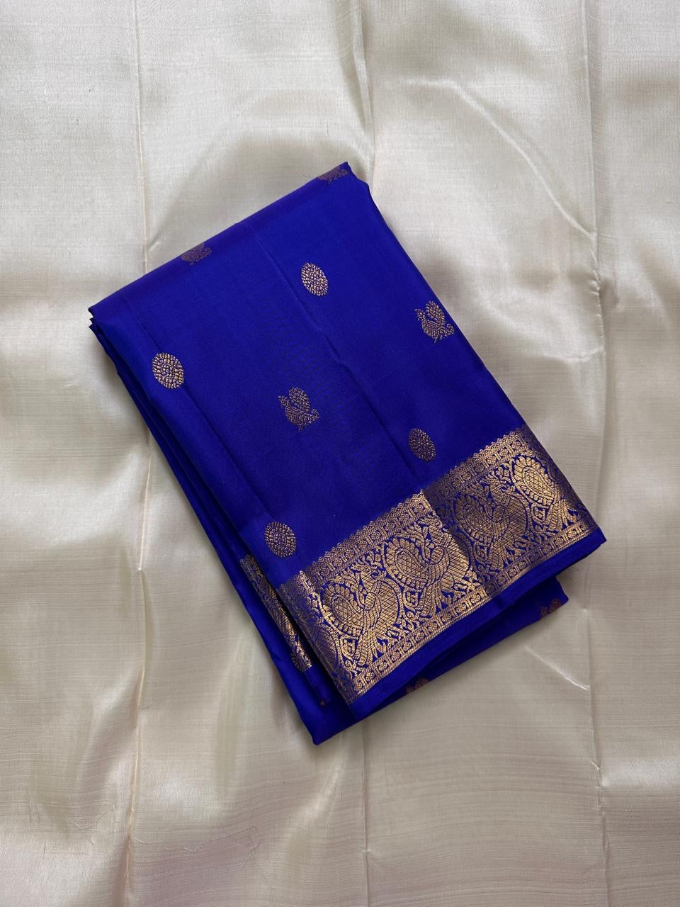 Neelam Blue pure silk Kanchipuram Butta saree, view 5