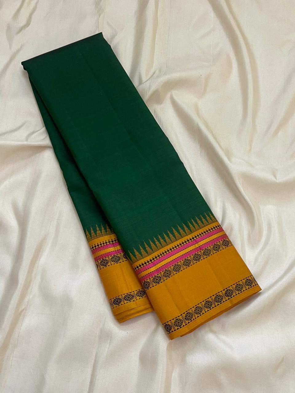 Close view of forest green pure silk Kanchipuram saree body with Rudraksham silk thread butta — Idam Living