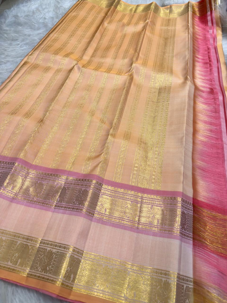 Peach Blush Handwoven Pure Silk Kanchipuram Rettapet Saree with Pink Border – view 5