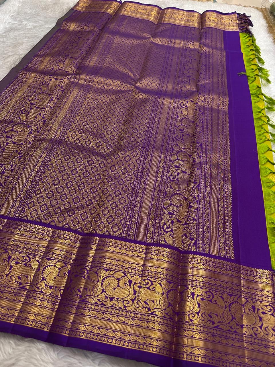 Handwoven Kili Pachai Green Kanchipuram Korvai silk saree