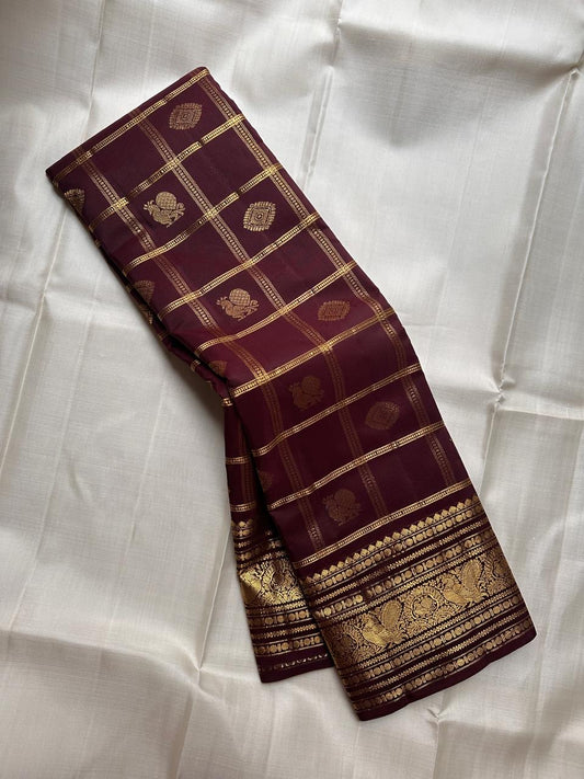 Deep cinnamon brown handwoven lightweight Kanjeevaram silk saree with zari kattam weave