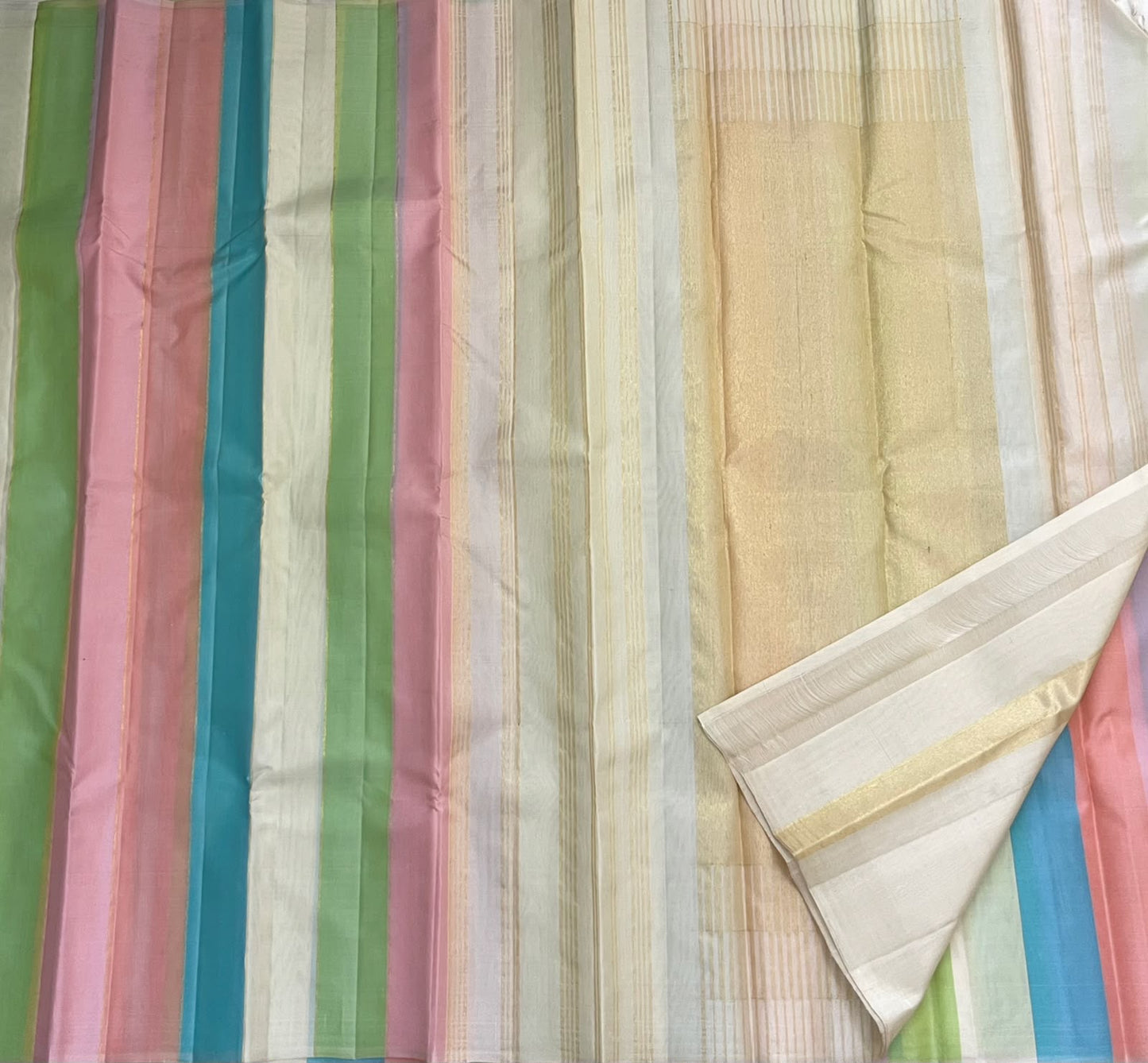 Pastel Multicolour Handwoven Pure Silk Kanchipuram Saree with Pattupet Weave