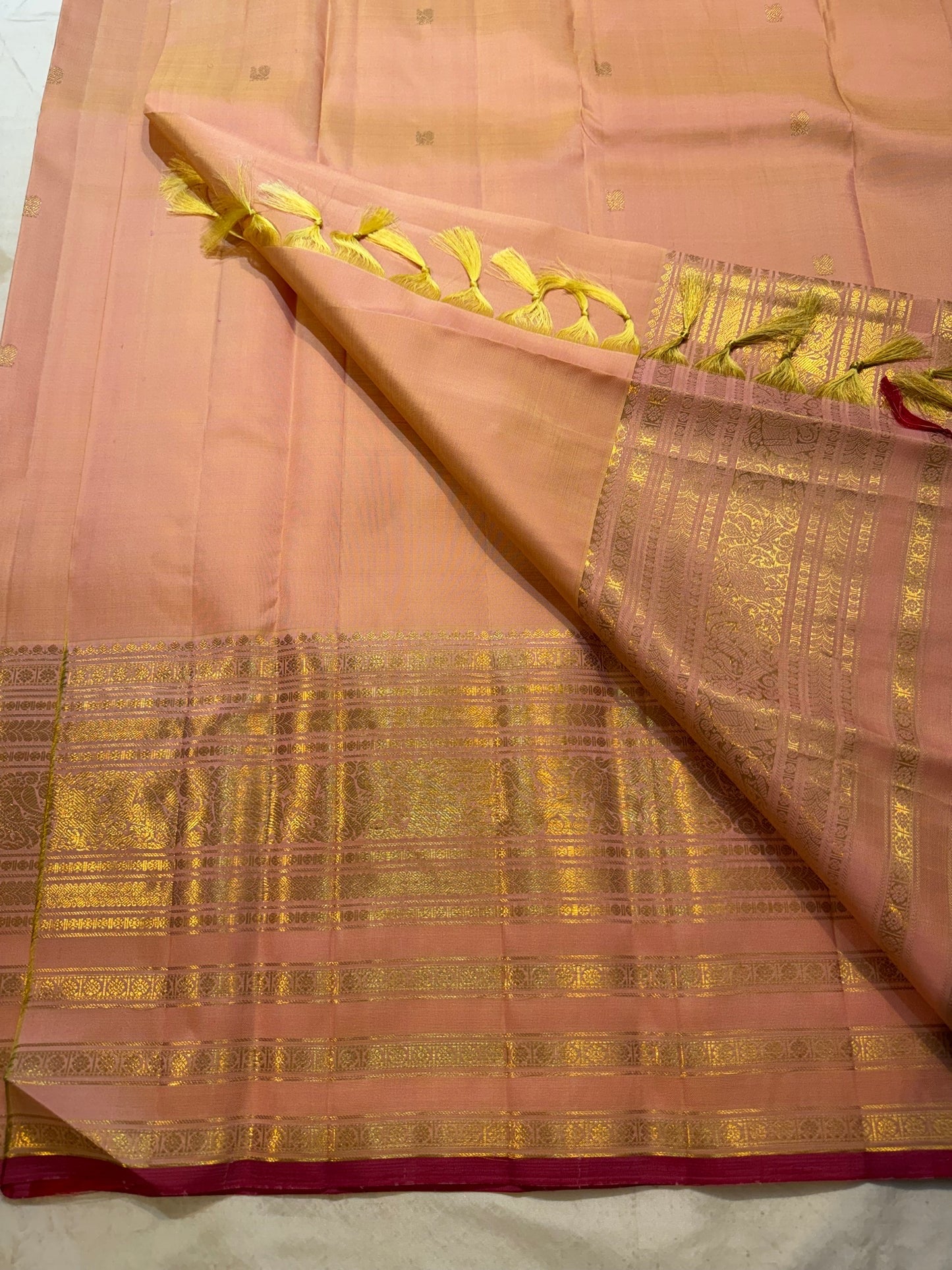 Peach and Maroon Handwoven Pure Silk Kanchipuram Saree with Varisaipet Peacock Border