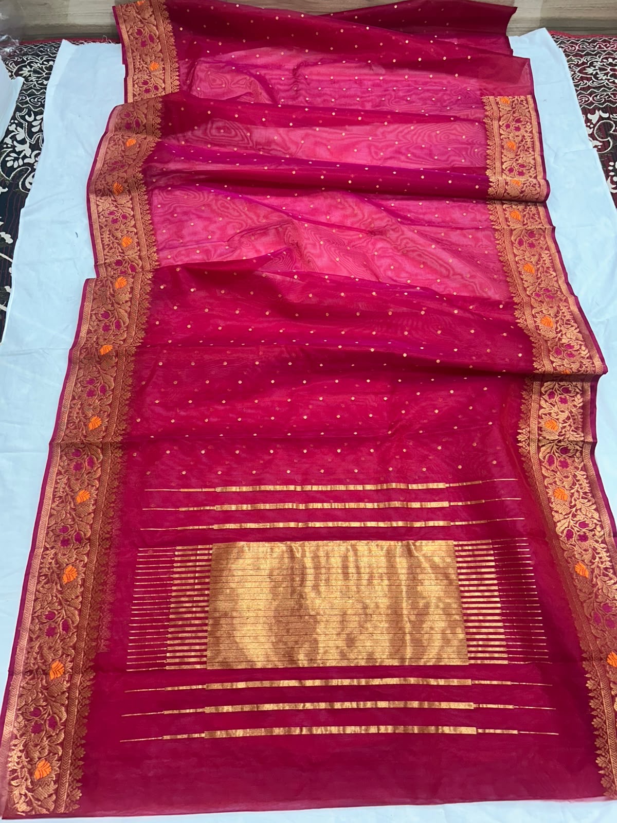 Handwoven pink Chanderi Tissue Pattu Silk saree