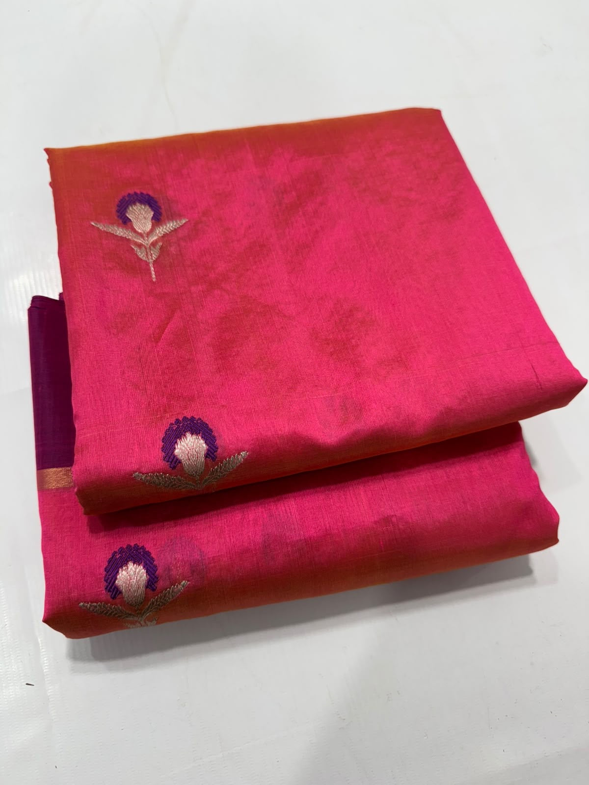 Handwoven Rani pink Chanderi saree with contrast border