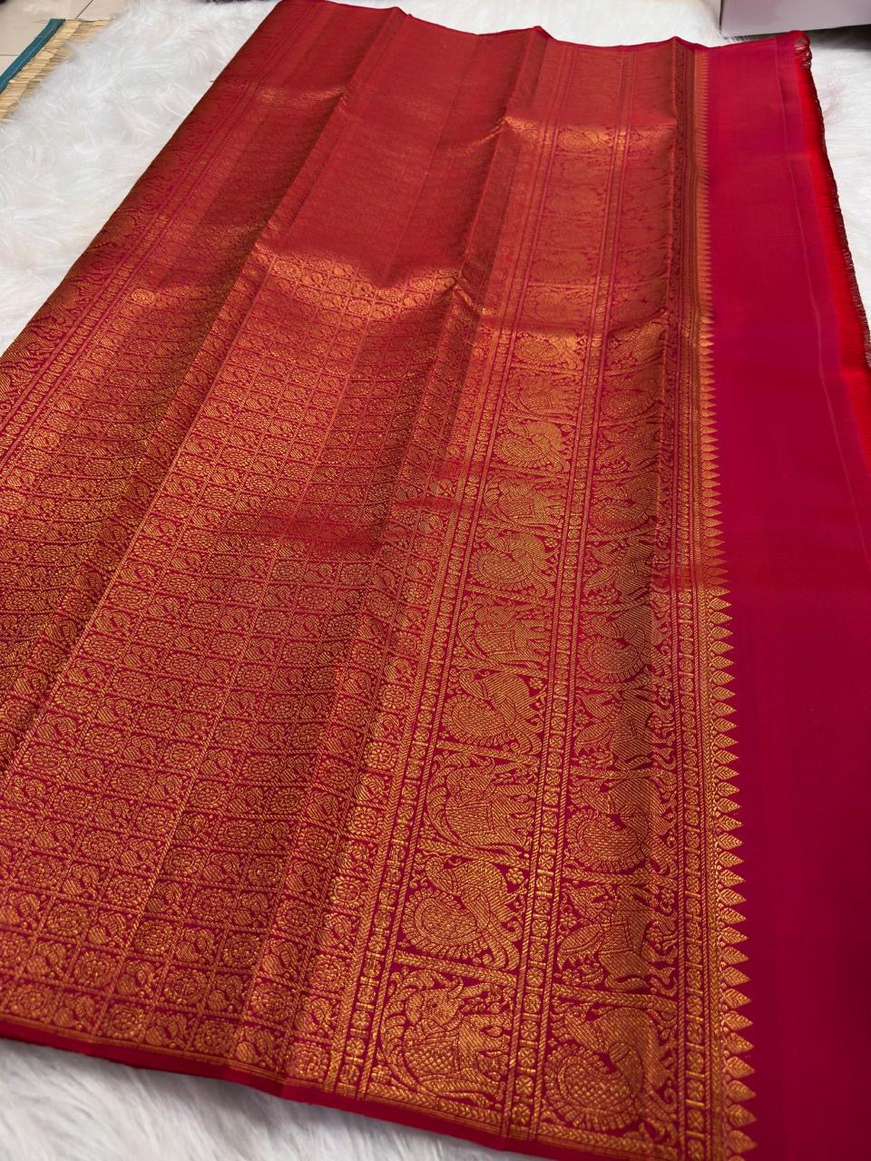 Handwoven rani pink Kanjivaram saree — Silk Mark certified pure silk