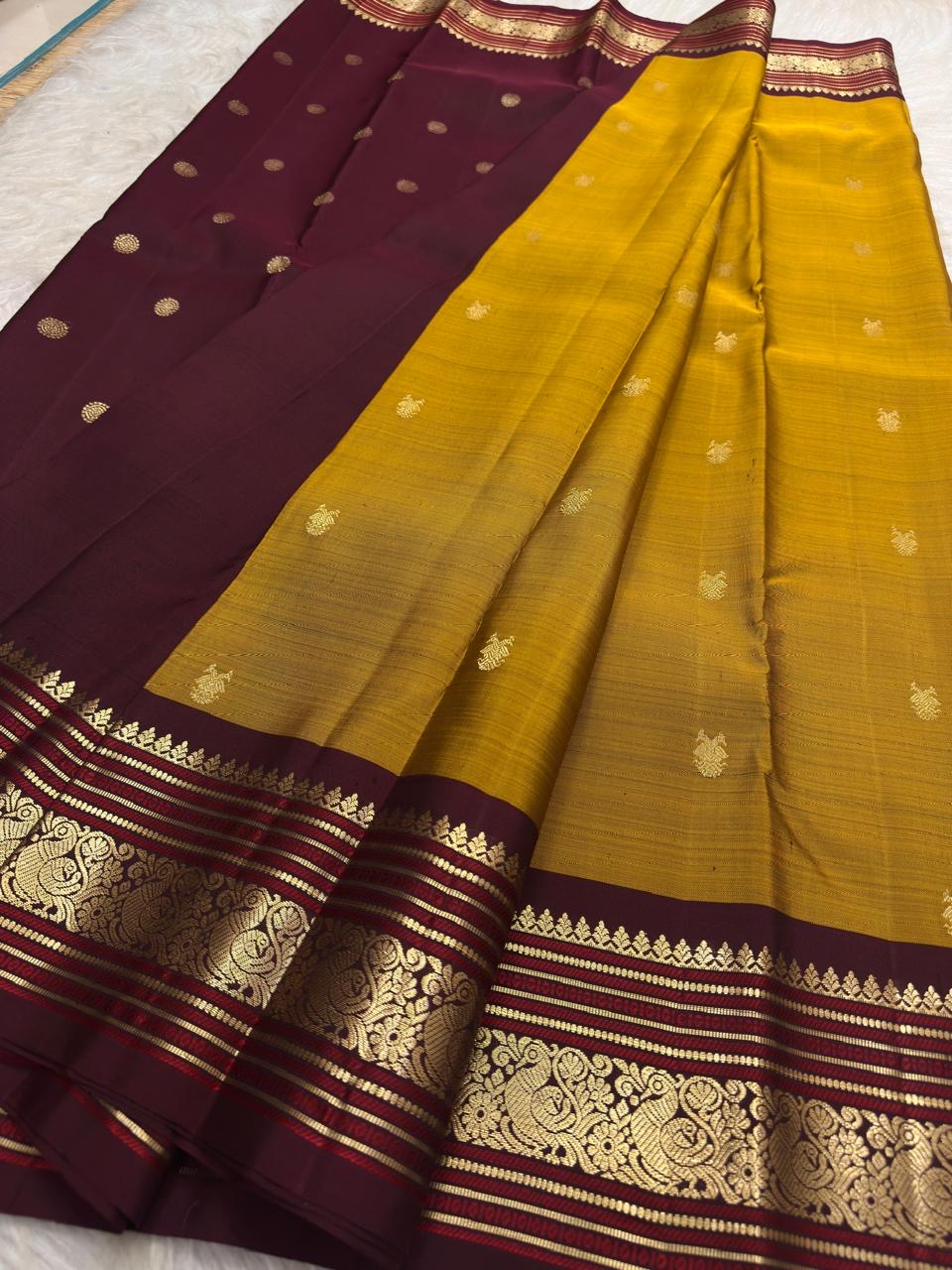 Harvest Gold Handwoven Pure Silk Kanchipuram Butta Saree with Maroon Border – view 3