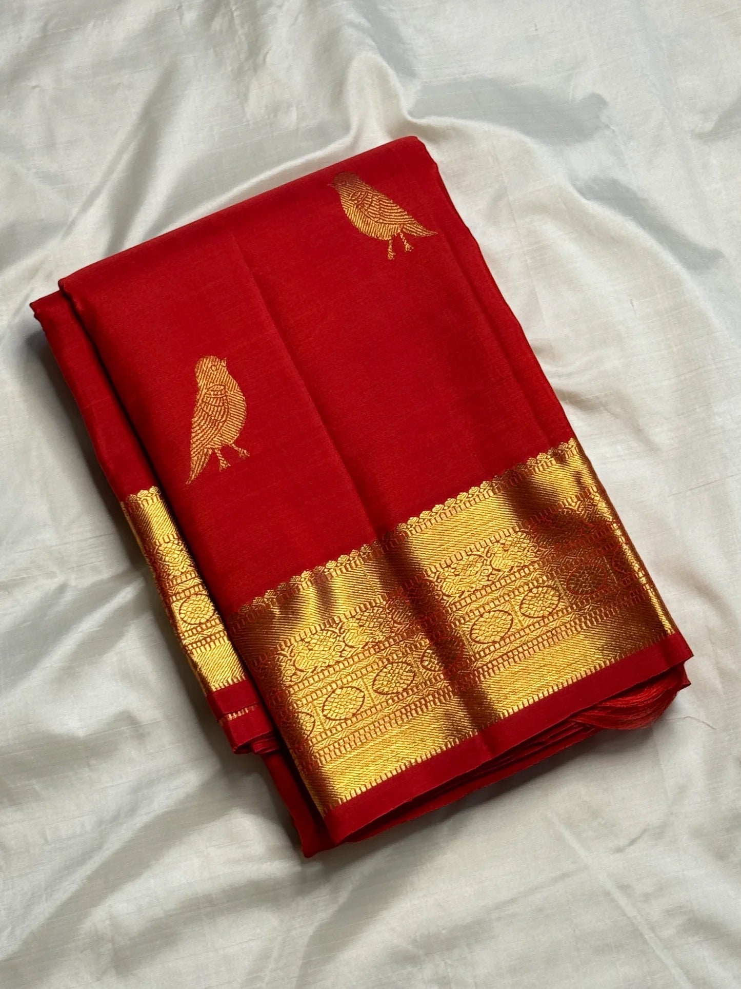 Bird motif butta Kanjivaram silk saree with antique gold zari – Idam Living