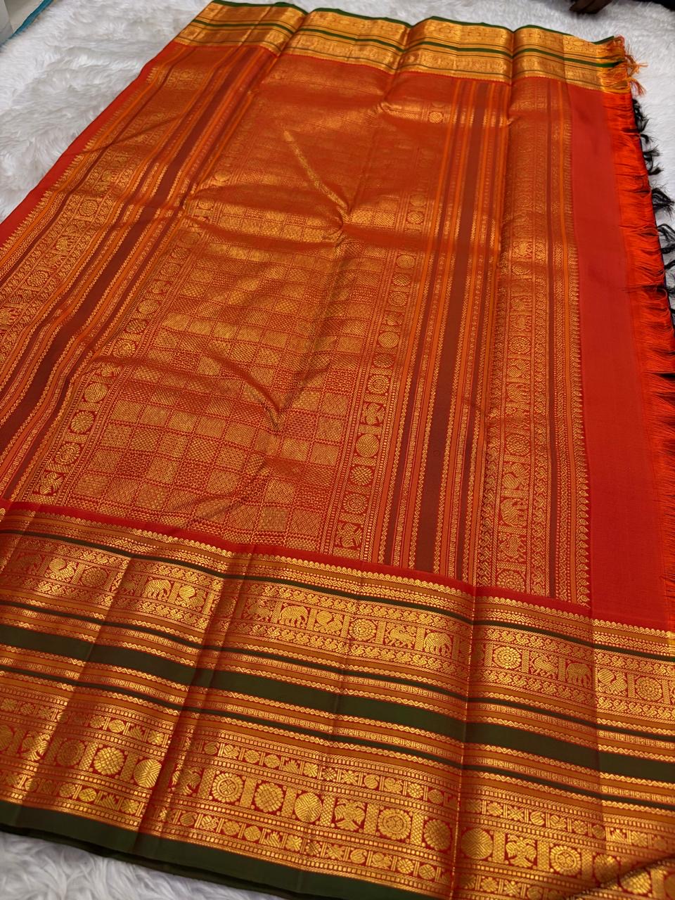 Royal Cobalt Blue and Antique Gold Kanchipuram Silk Saree – Festive Antique Gold Zari