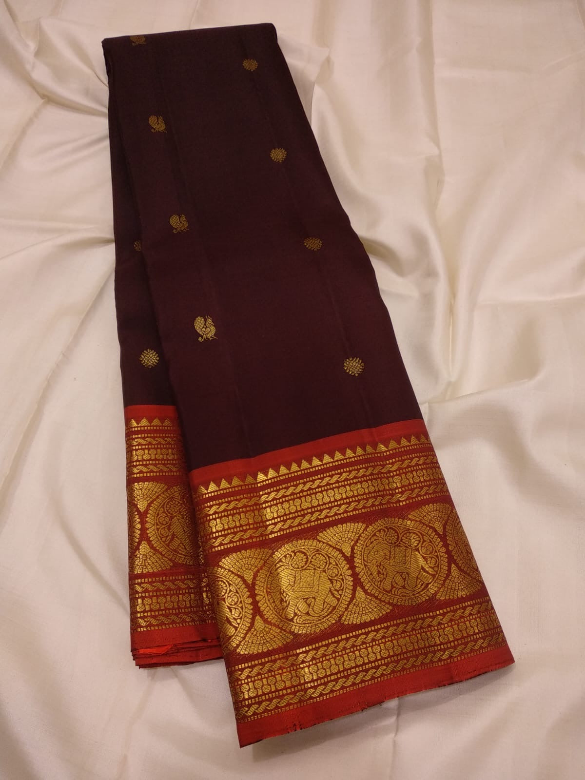 Paaku Brown and Vermillion Red Kanchipuram Silk Saree – Elephant Archway Border