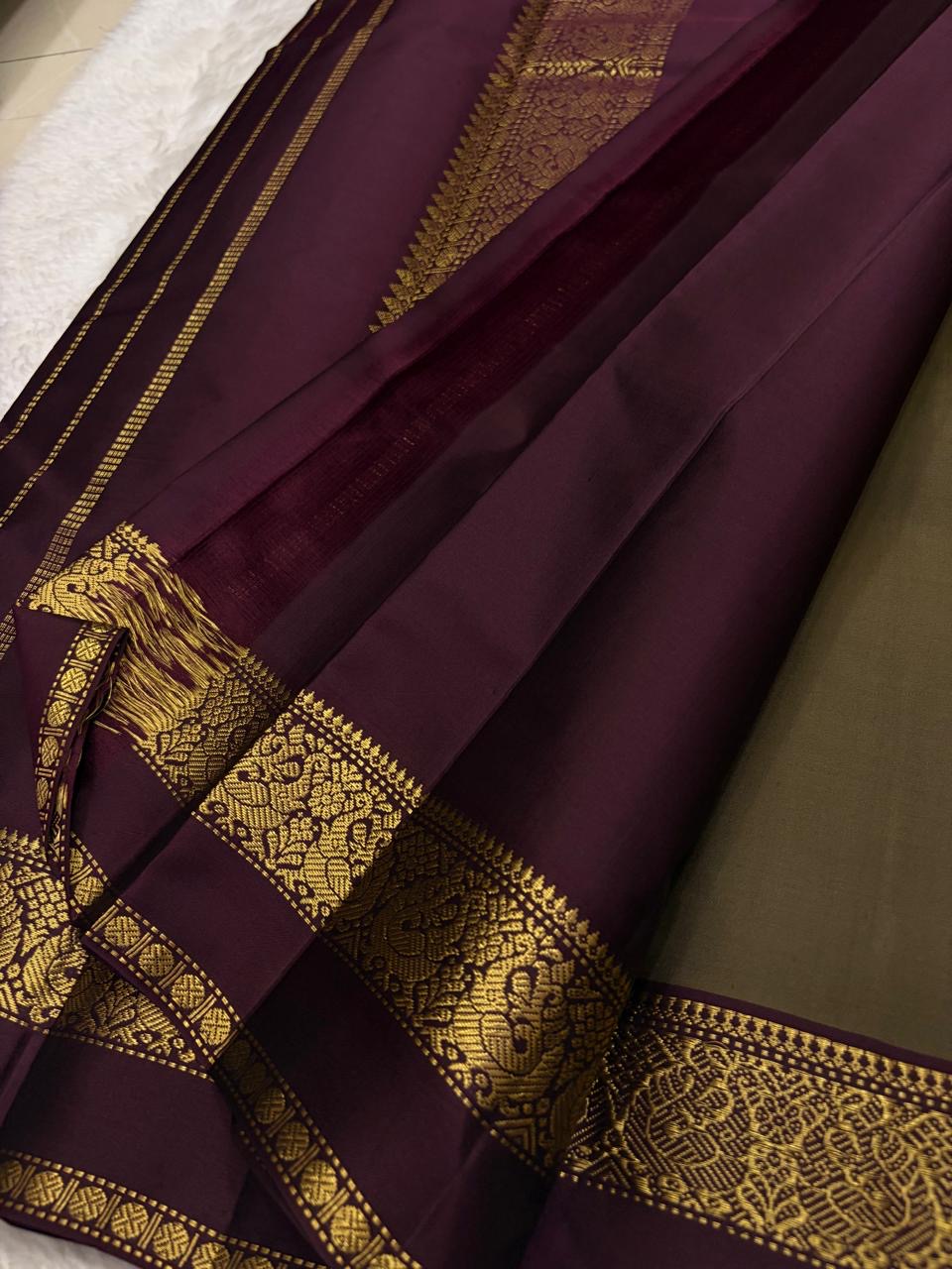 Moss Olive and Plum Handwoven Lightweight Pure Silk Kanjeevaram Saree: view 4