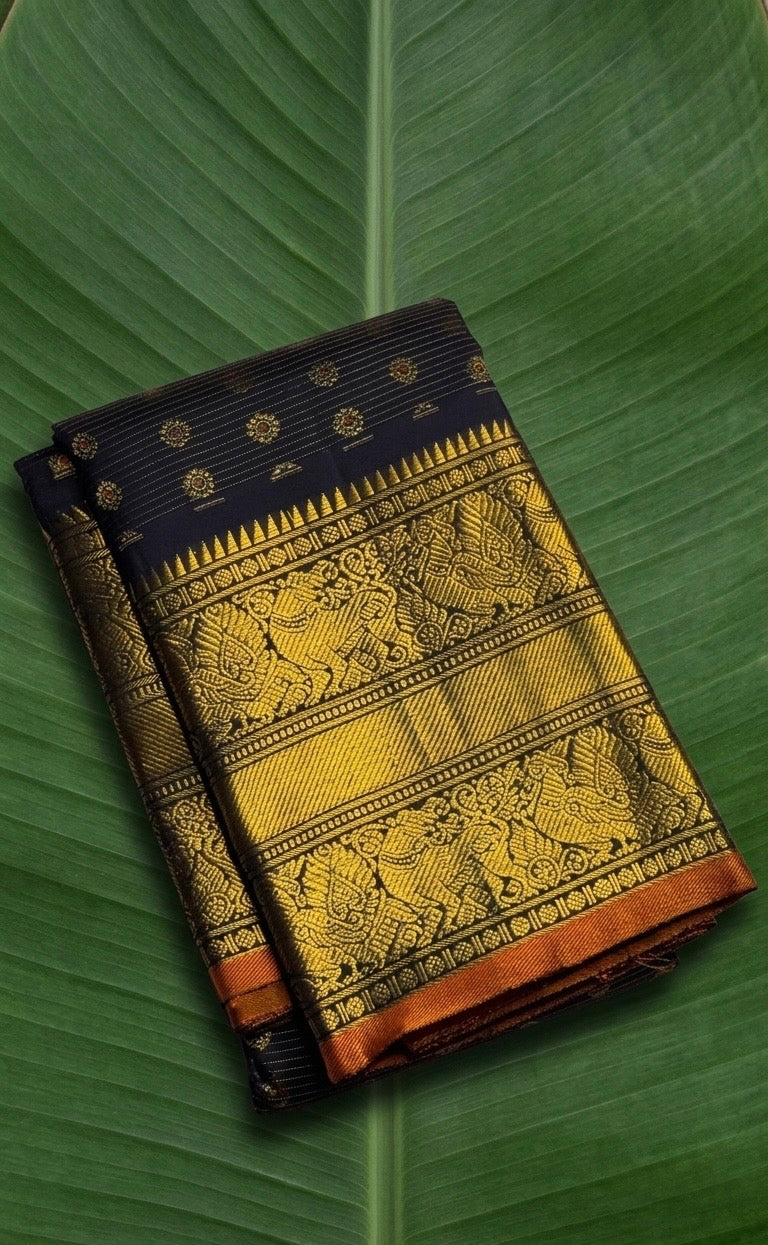 Kohl Black and Deep Red Handwoven Pure Silk Kanchipuram Saree with Meenakari Kamalam Butta Yazhi Border