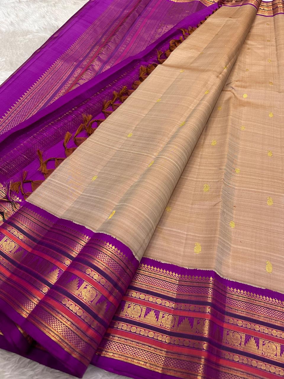 Sandal Taupe and Royal Violet Kanchipuram Silk Saree – Rich Zari Border Closeup