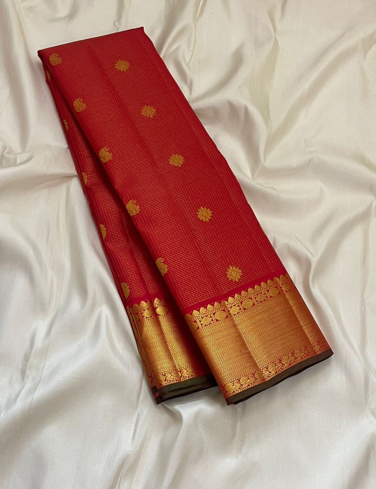 Pure Kanchipuram Silk Saree Vibrant Red with Traditional Gold Zari Border