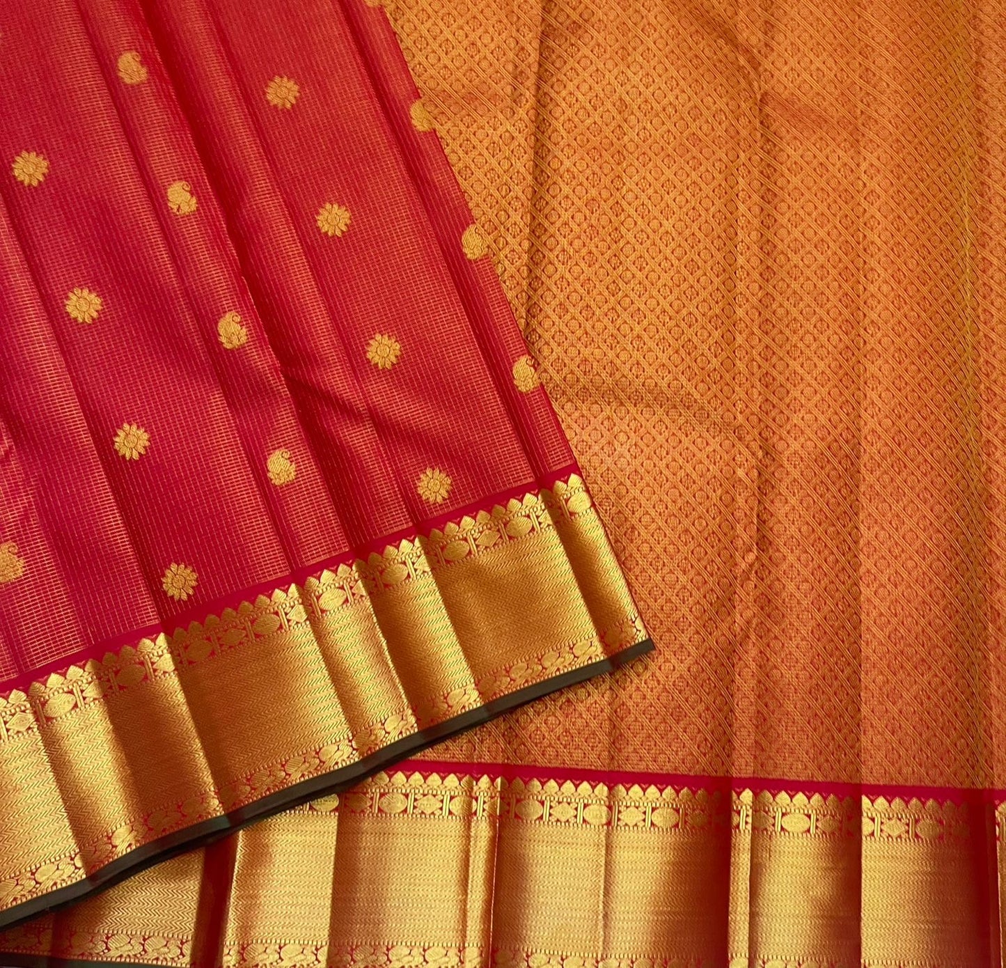 Pure Kanchipuram Silk Saree Vibrant Red with Traditional Gold Zari Border