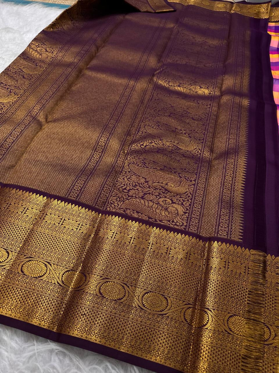 Purple border with antique-gold floral woven decorations | Kanjeevaram pure silk saree.