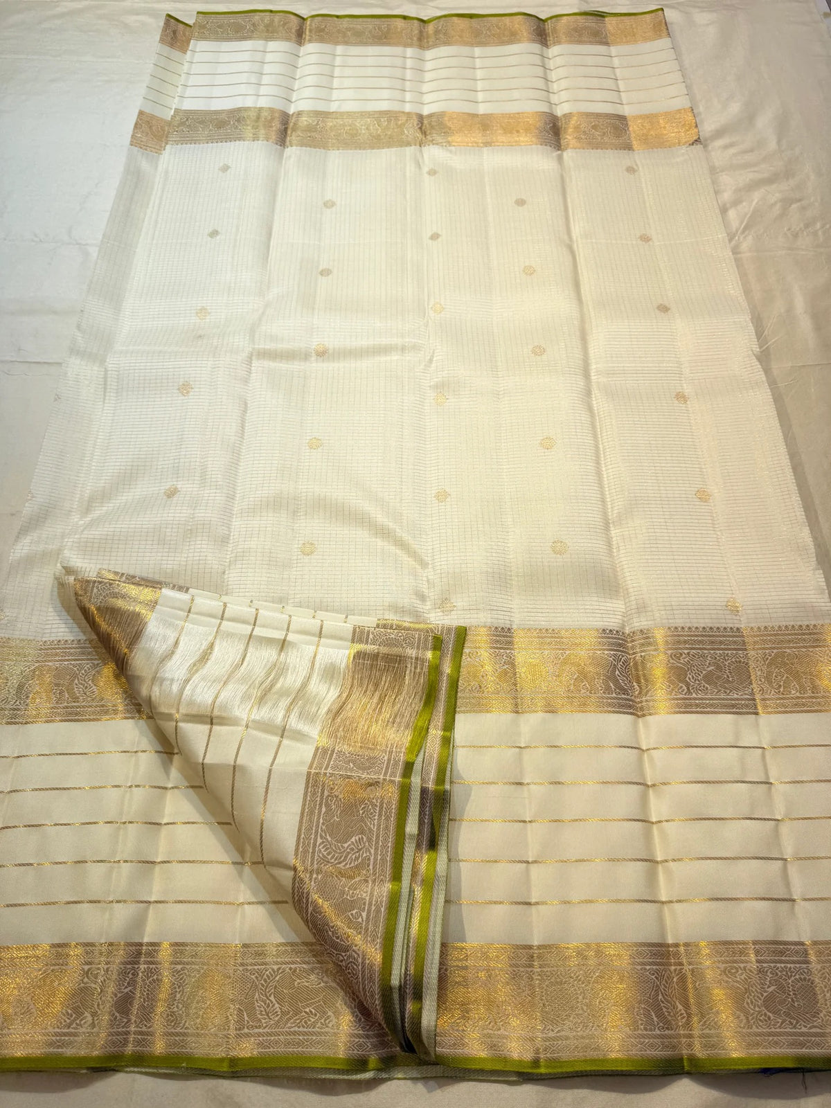 Ivory Handwoven Pure Silk Kancheepuram Zari Kattam Saree with Fresh Green Selvedge