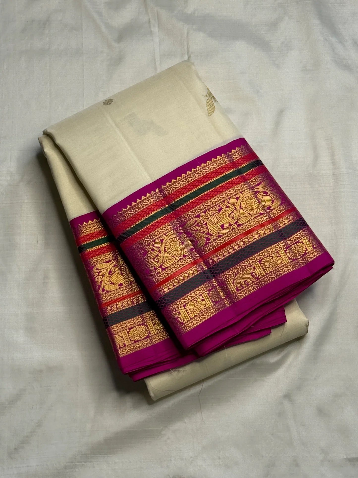 Ivory and Gold Handwoven Pure Silk Kanchipuram Saree with Magenta Varisaipet Border