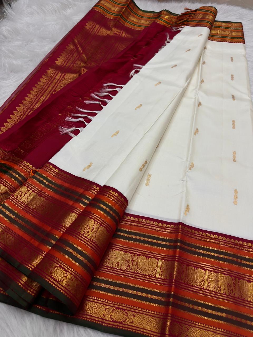 Handwoven ivory Varisaipet Kanjivaram silk saree, full drape