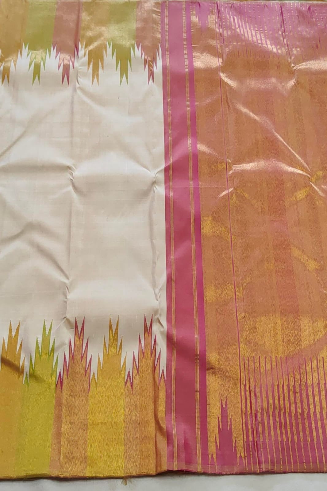 Venpattu Ivory Pure Silk Kanchipuram Ettukol Saree with Multicolour Temple Border