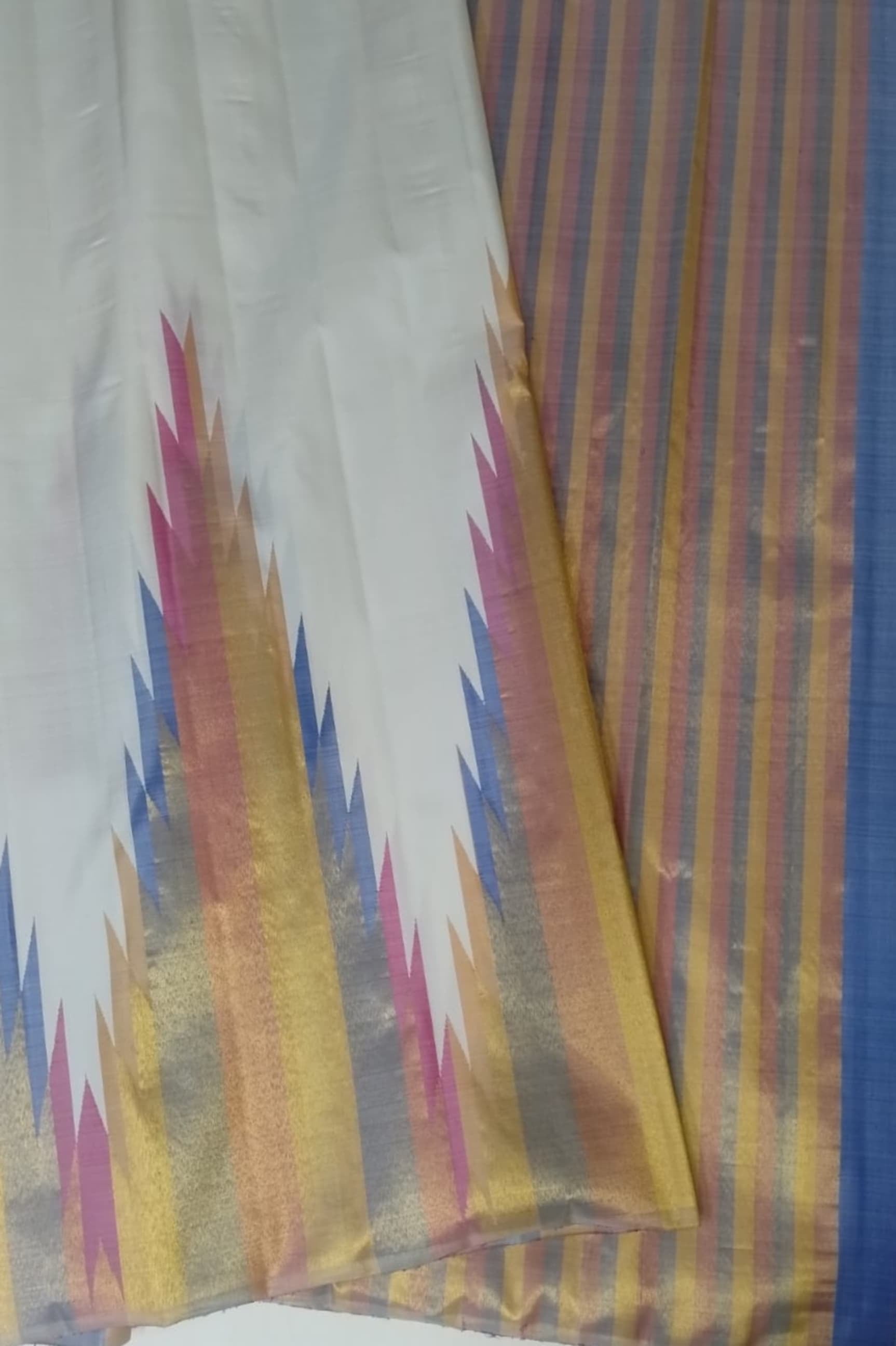 Ivory Kanjeevaram silk saree, multicolour temple Korvai border detail