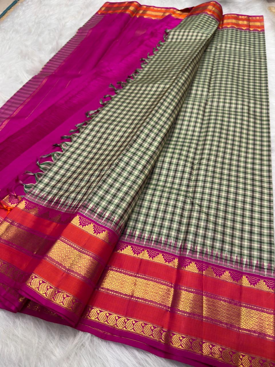Soft ivory handwoven silk texture with its fine checked surface.
