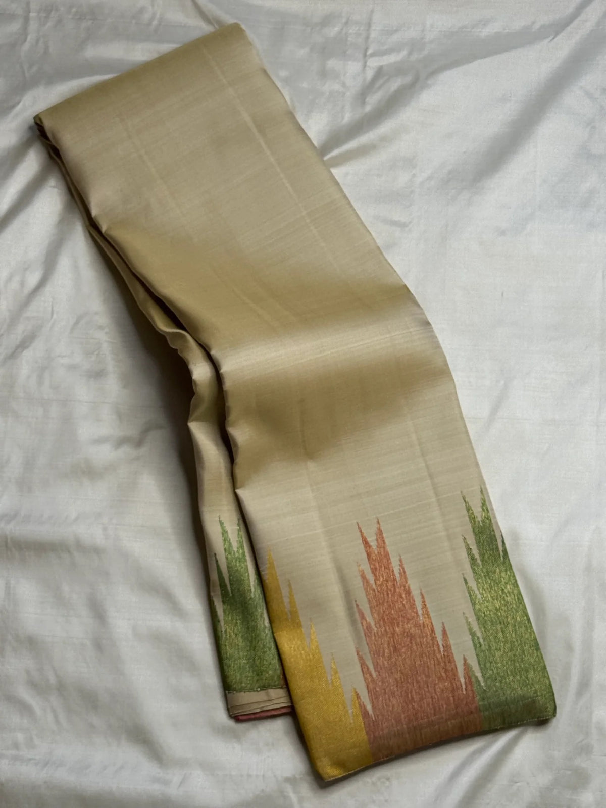 Ivory multicolour Ettukol Kanjivaram silk saree full view