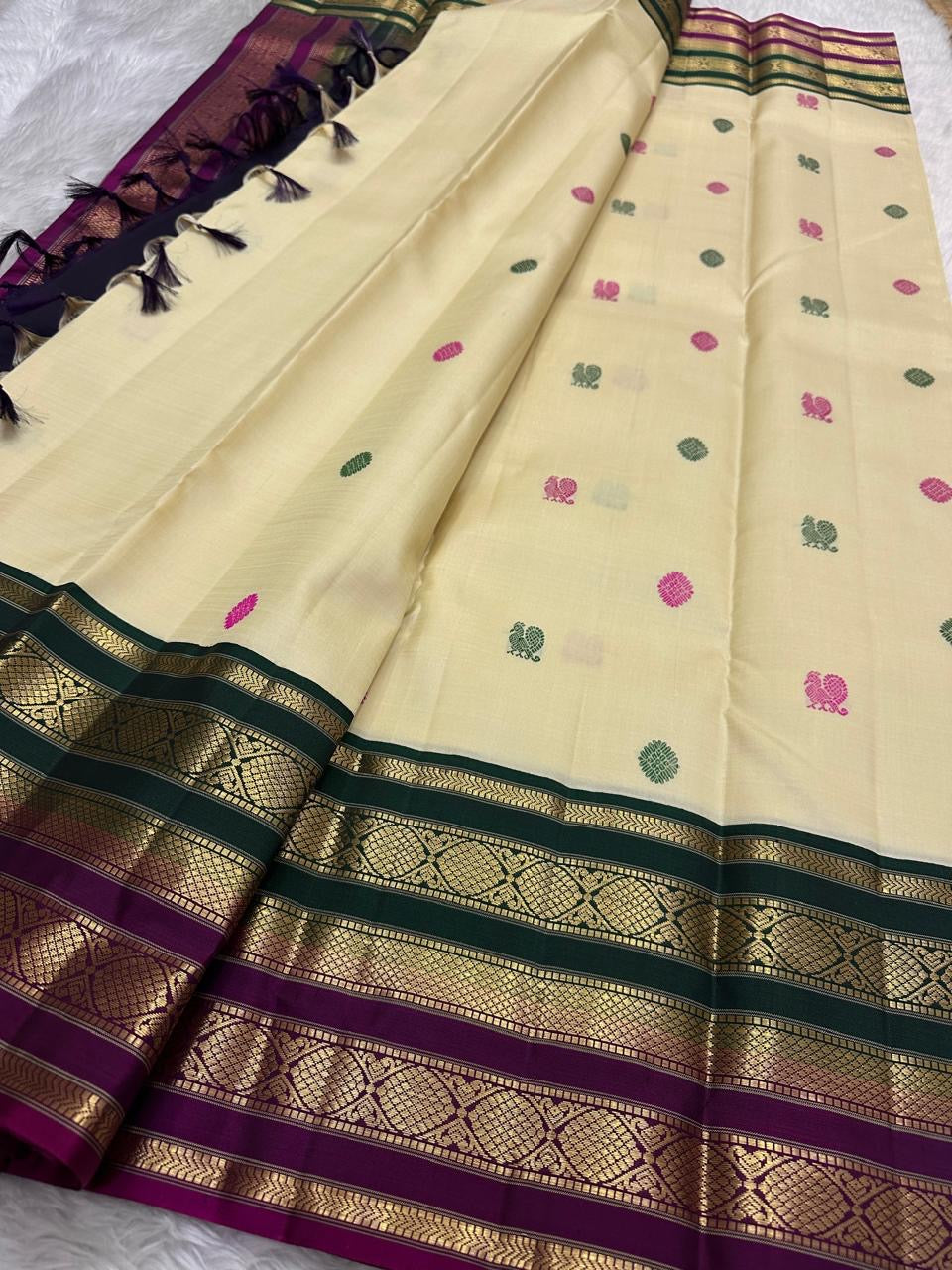Ivory Handwoven Pure Silk KanchiPattu Saree with Teal and Magenta Varisaipet Border
