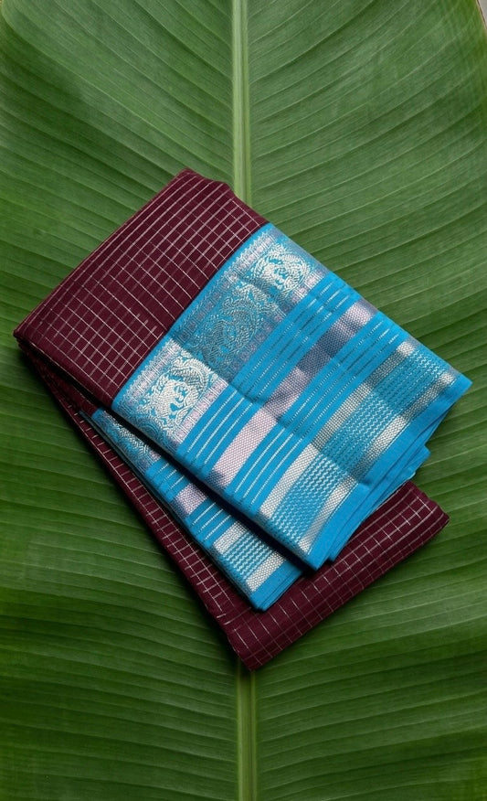 Kanchipattu silk saree in jamun purple with bright aqua border Zari Kattam weave traditional zari detail