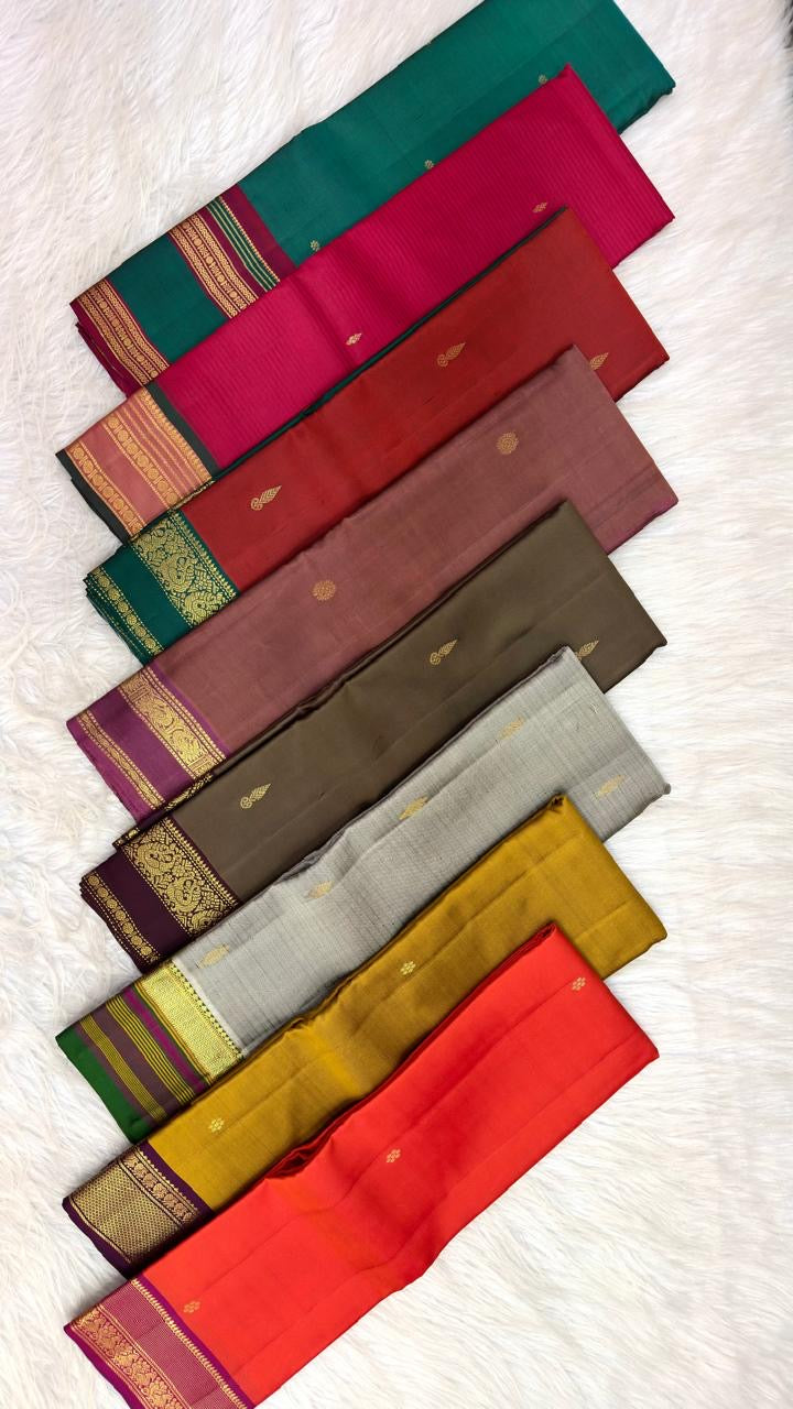 Handwoven Pure Silk Kanchipuram Saree detail from Idam Living