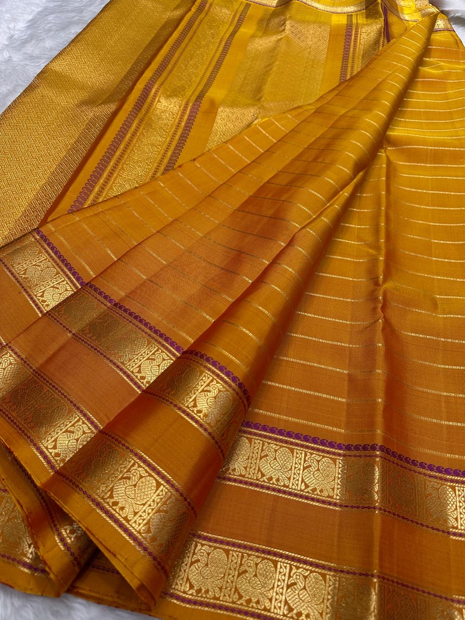rt-vh pallu detail of mustard gold Kanchipuram silk saree