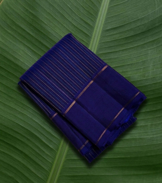 royal blue Kanchipuram silk saree with rt-v weave folded view