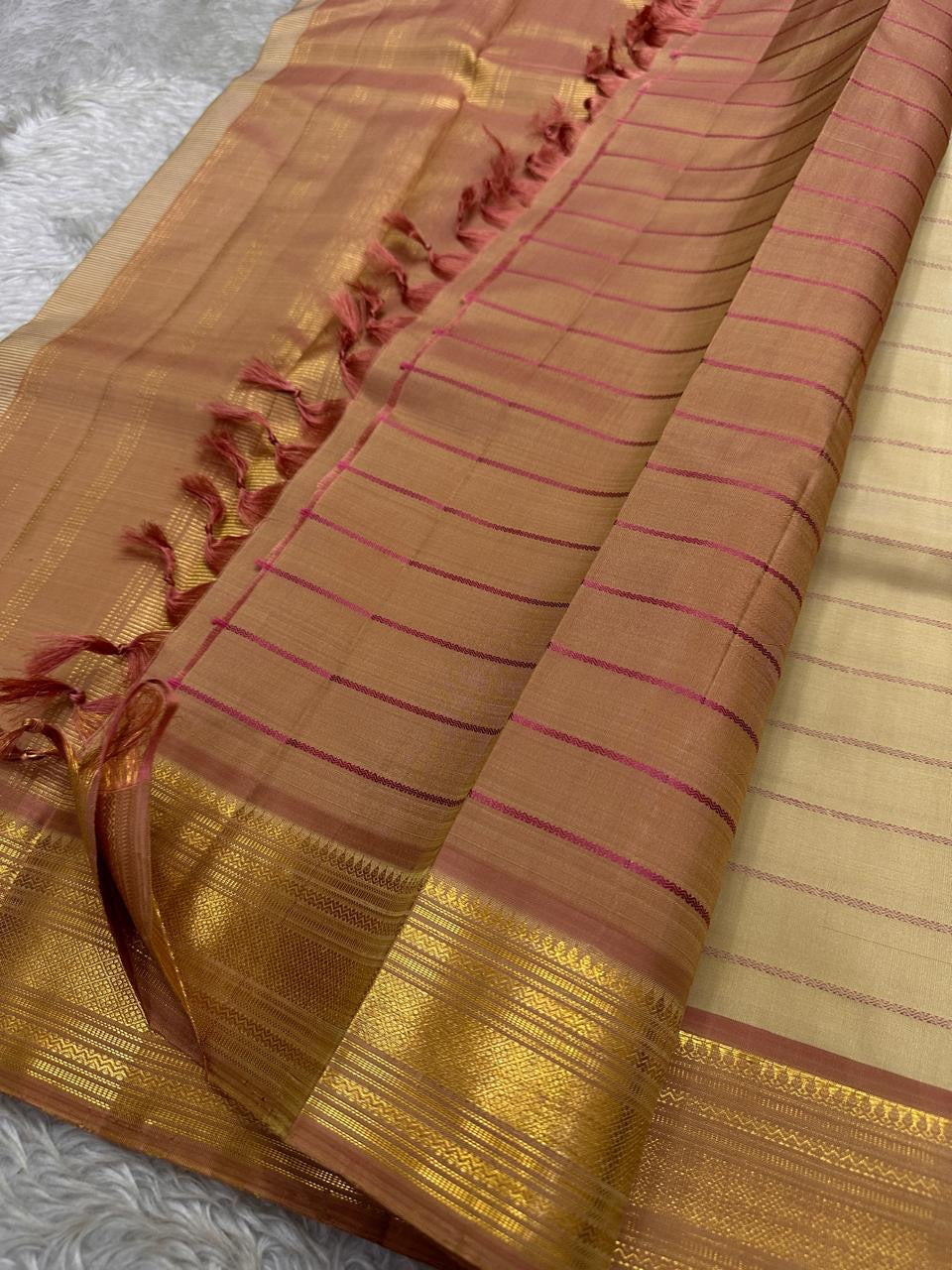 Pale Sandalwood Gold and Dusty Rose Butta handwoven pure silk Kanchipuram saree, view 3 | Idam Living