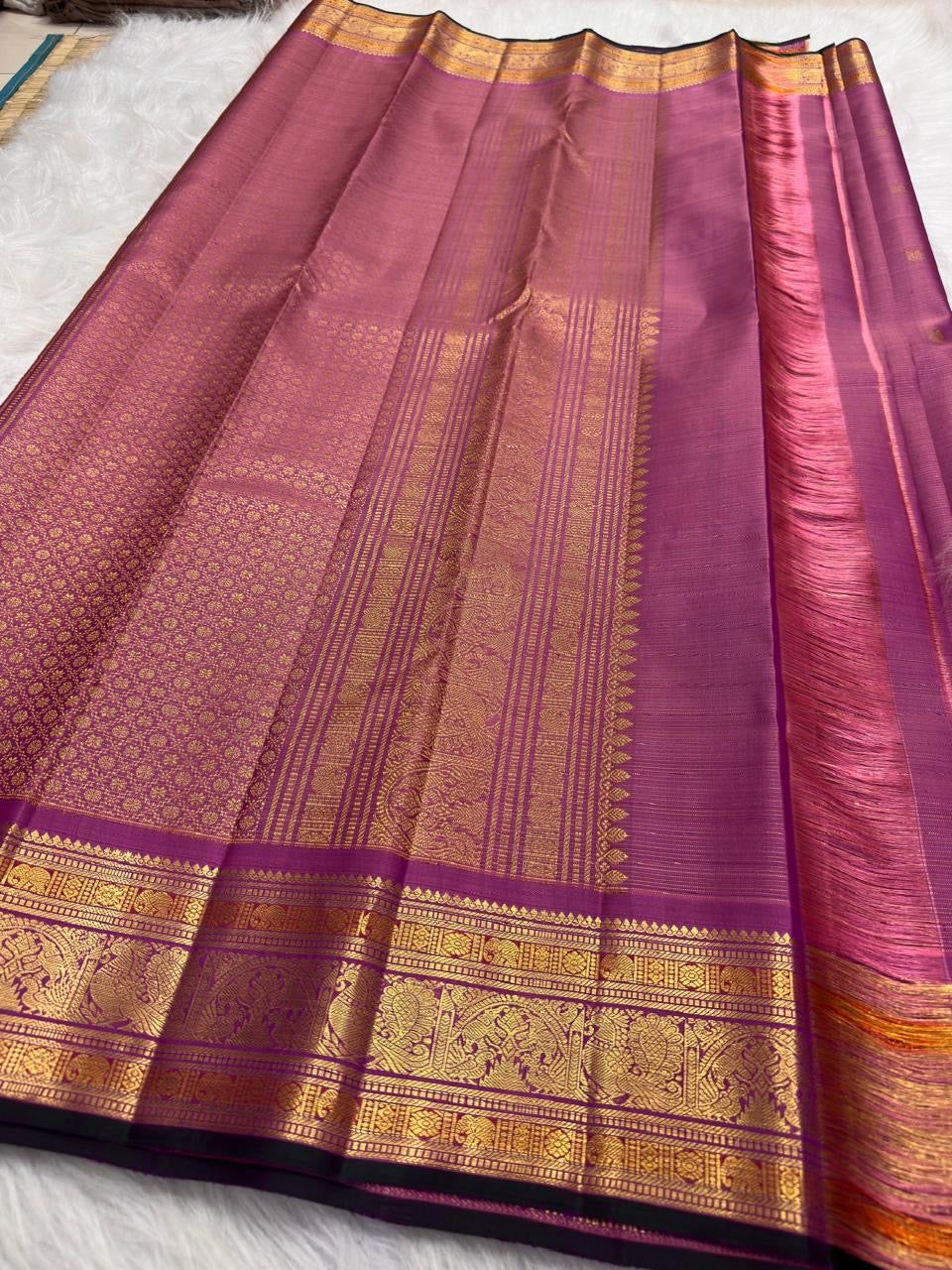 Pattu Roja Pink Handwoven Pure Silk Kanjivaram Vairaoosi Saree with Kamalam and Peacock Border