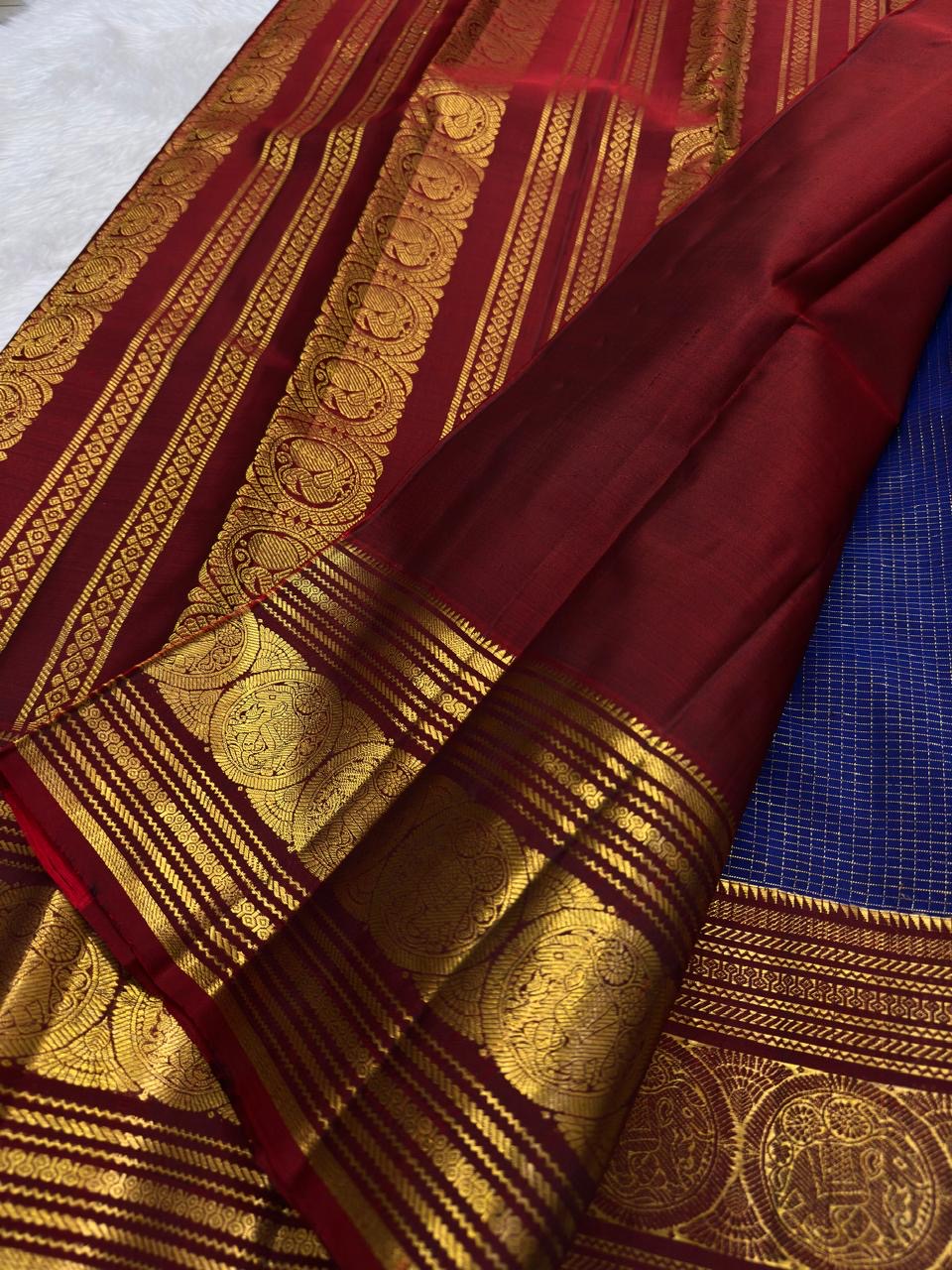 maroon border detail of royal blue Kanchipuram silk saree