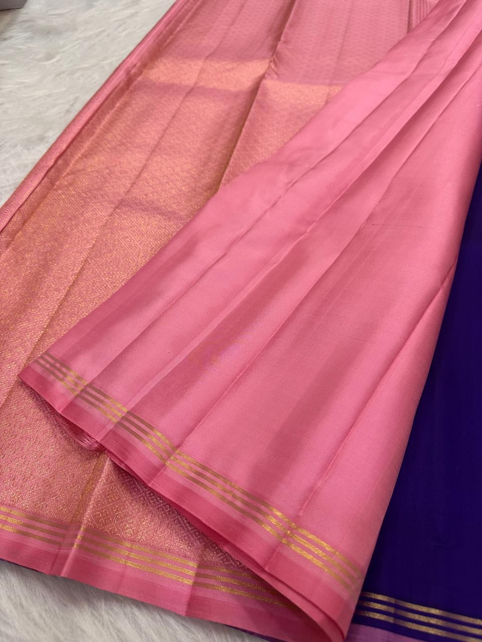Royal Purple handwoven pure silk Kanchipuram Butta saree — Gandaberunda zari butta body detail — Idam Living